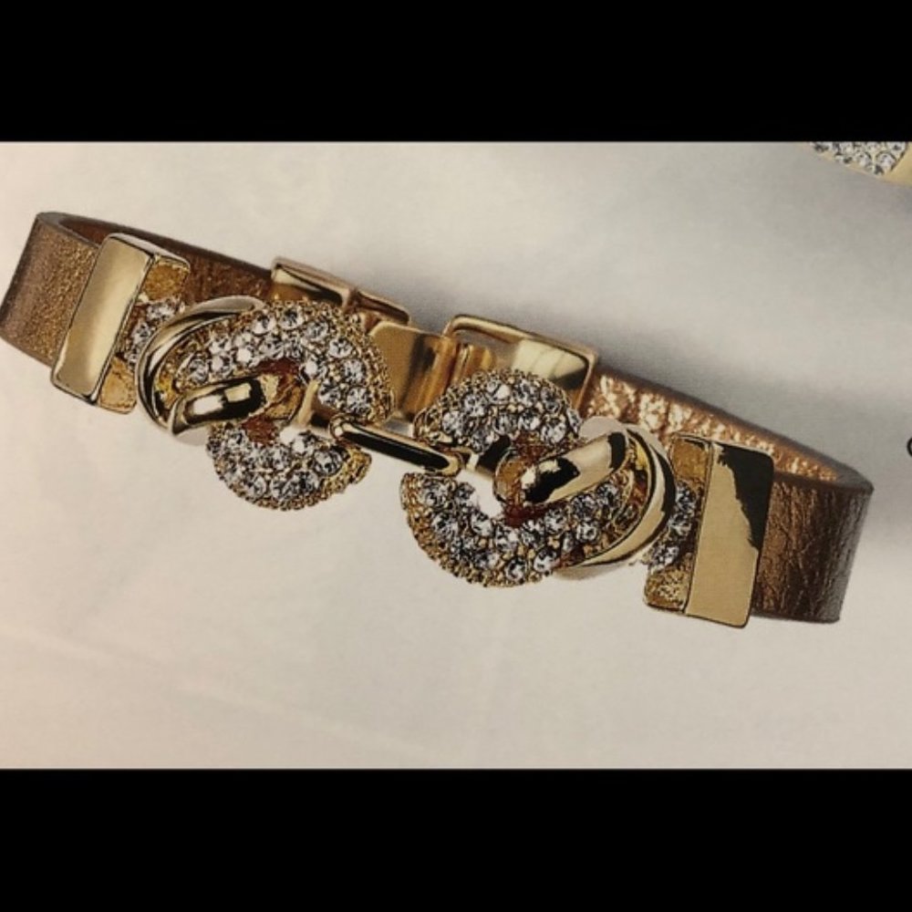 Lia Sophia Stylista bracelet Gold NWT